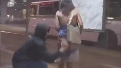 Gà phm sec khong che con muốn đến vào các khiêu dâm kinh doanh chụp một tinh ranh nigger