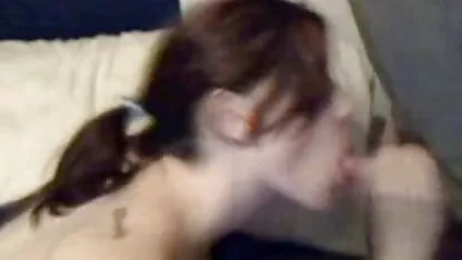 Dễ thương tóc vàng tai phim sec khong che được cô ấy đít fucked qua một mỡ vòi nước