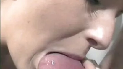 Con chó cái vuốt ve cô sec dit nhau khong che ấy L. ở phía trước của cô ấy yêu và hút tinh ranh của mình