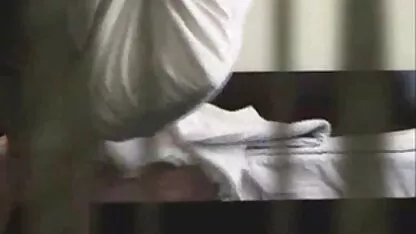 Sau tai phim sec khong che khi khiêu vũ, vũ nữ thoát y luôn đi đến chỗ khách hàng để bú