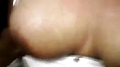 Cô phm sec khong che gái tóc vàng quyết định thủ dâm ở phía trước của webcam