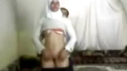 Ngon miệng đĩ yêu fim sec khong che đôi thâm nhập và rides chất béo dicks