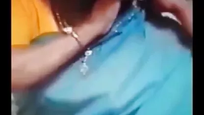 Nhẹ nhàng em bé phim sec manh khong che mát xa chân và thủ dâm L. với cô ấy ngón tay