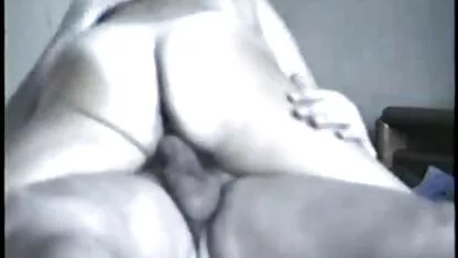 Đam mê blondie với lớn tits phim sec khong masturbates âm đạo trong các phòng tắm