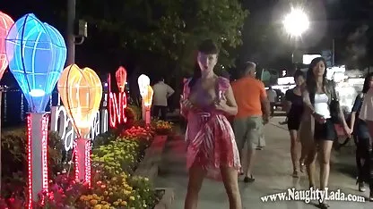 Sexy, busty, ngon miệng donut chị xem phim sec ko che với một người
