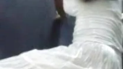 Một học sinh dâm dục đến gặp giáo viên, ném sách vào thùng rác và phim sec hd khong che nói rằng cô sẽ làm bài kiểm tra mà không cần sự giúp đỡ của họ. Cô ấy vén váy lên và cho phép làm bất cứ điều gì với nó