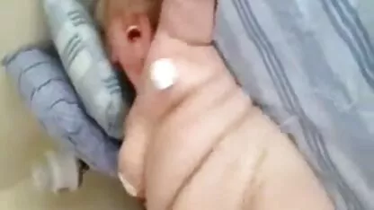 Các cô gái tóc vàng yêu đến phim sec moi khong che vuốt ve âm đạo trong sexy quần lót